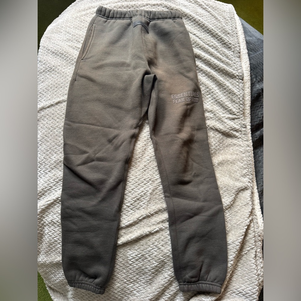 Fear of God Essentials Gray / Brown Sweatpants